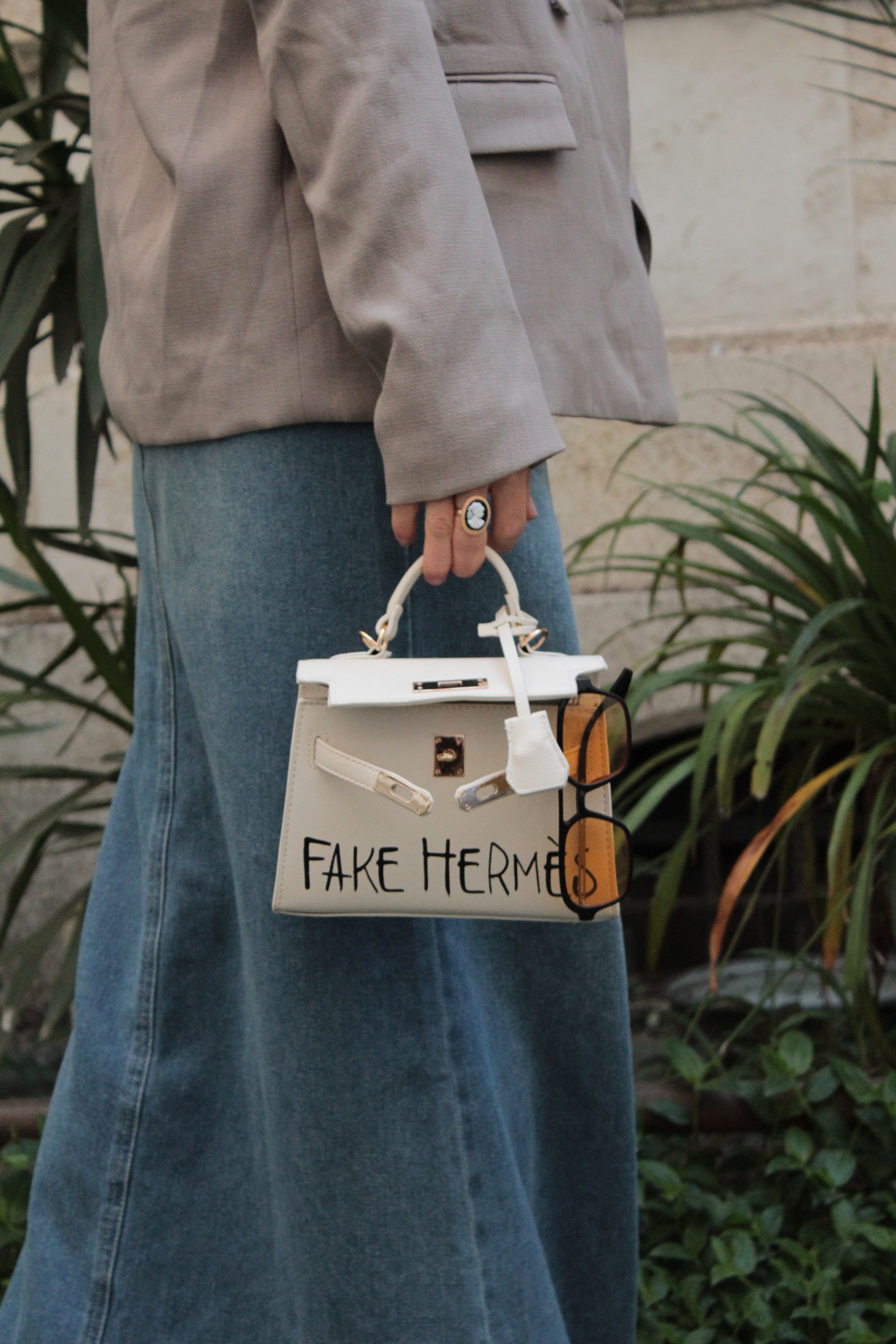 Fake H | Mini K Bianca
