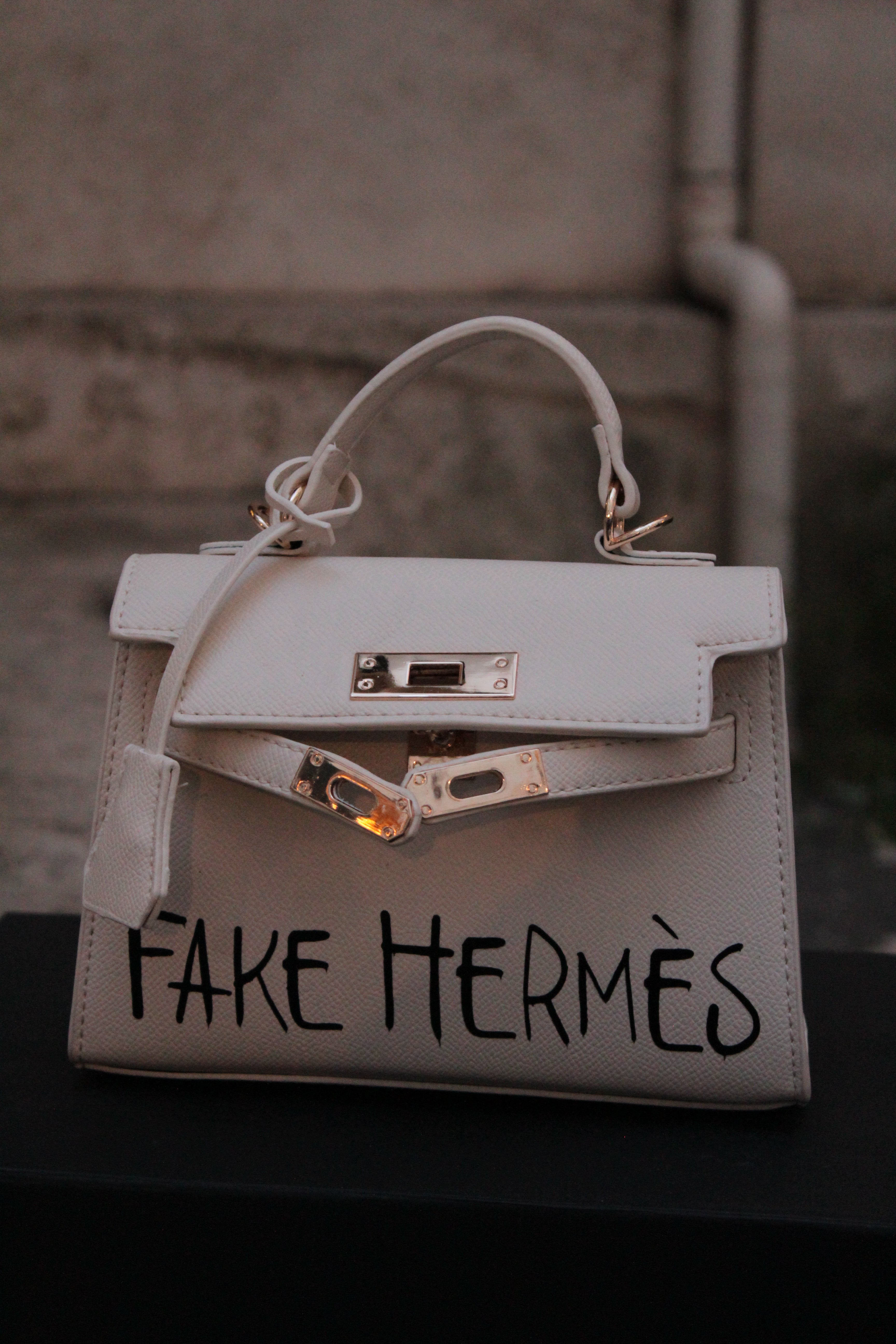 Fake Hermès | Mini Kelly Bianca